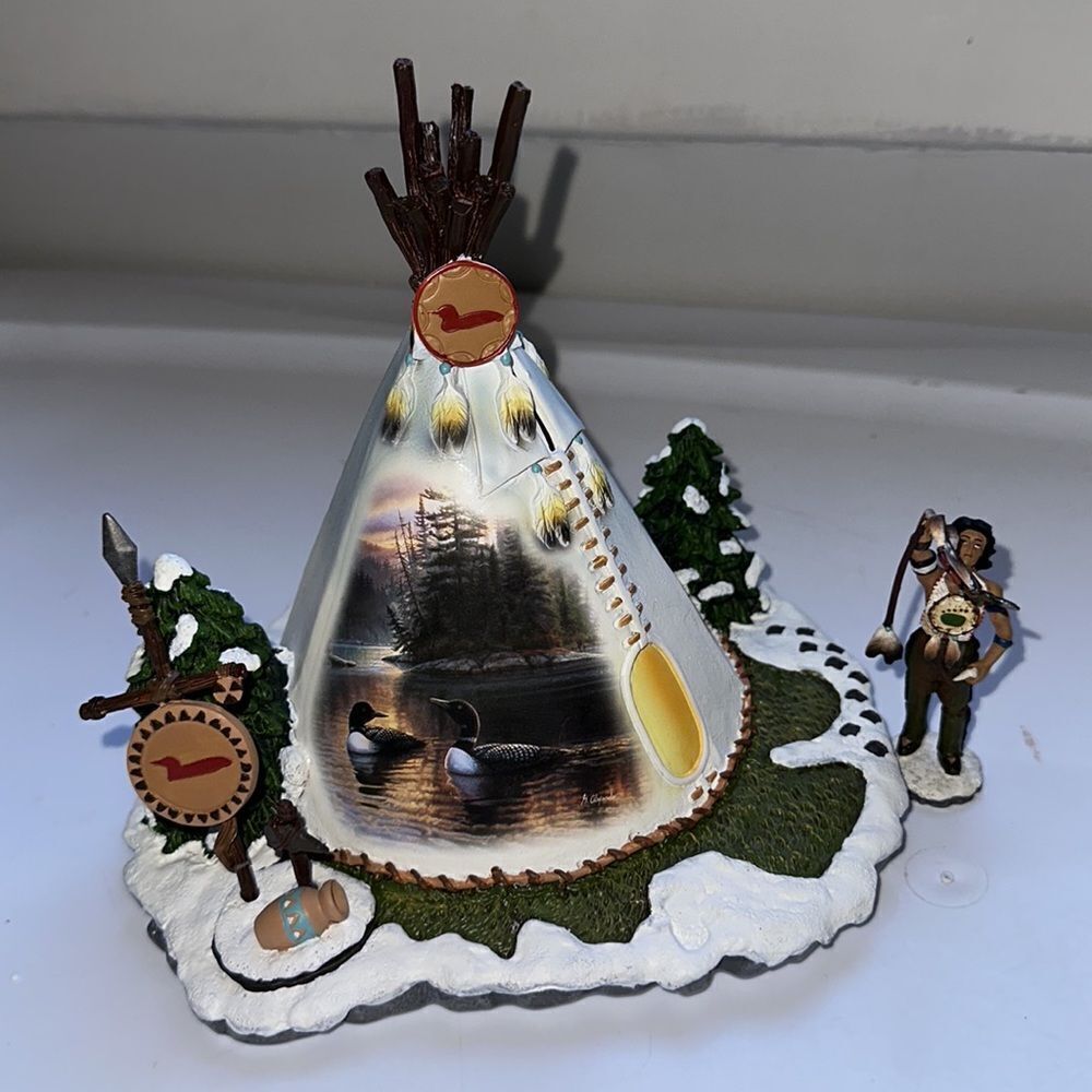 In Original box Hawthorne Village Spirit of the‎ Loon Sacred Spirits Village